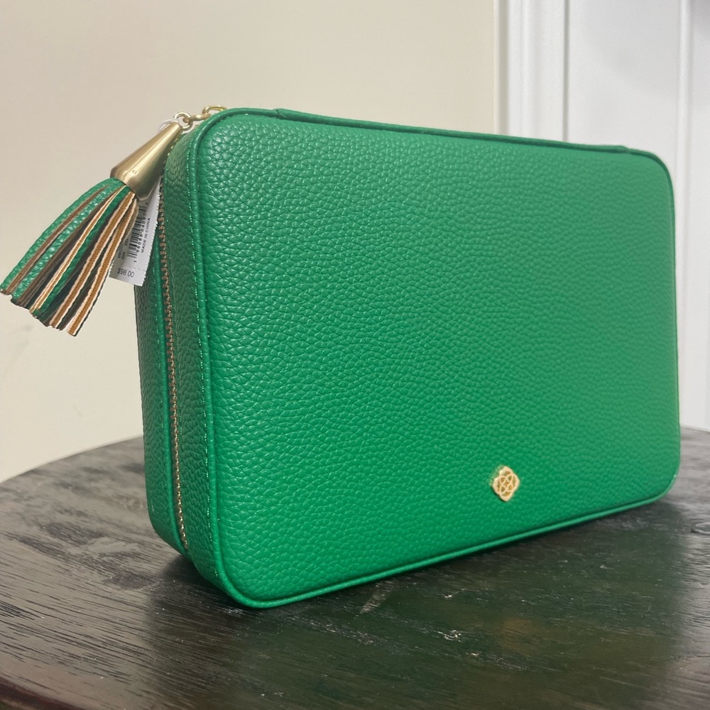 Kendra Scott Medium Zip Jewelry Case Kelly Green Travel Organizer NWT